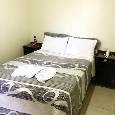 Hotel Santos Campina Verde Zewnętrze zdjęcie