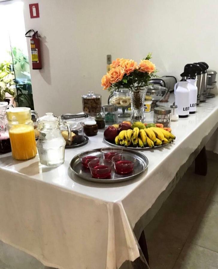 Hotel Santos Campina Verde Zewnętrze zdjęcie